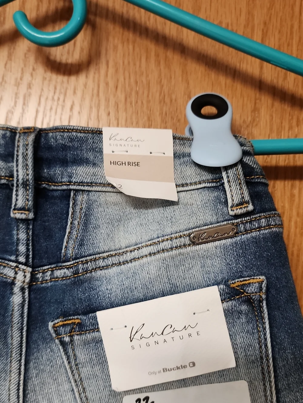 Kancan Women's Light Blue Denim Shorts 22 nwt number 2082